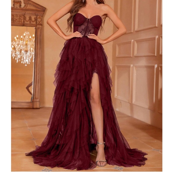 Luxe Strapless Lace Party Holiday Evening Formal Wedding Party - Picture 4 of 15